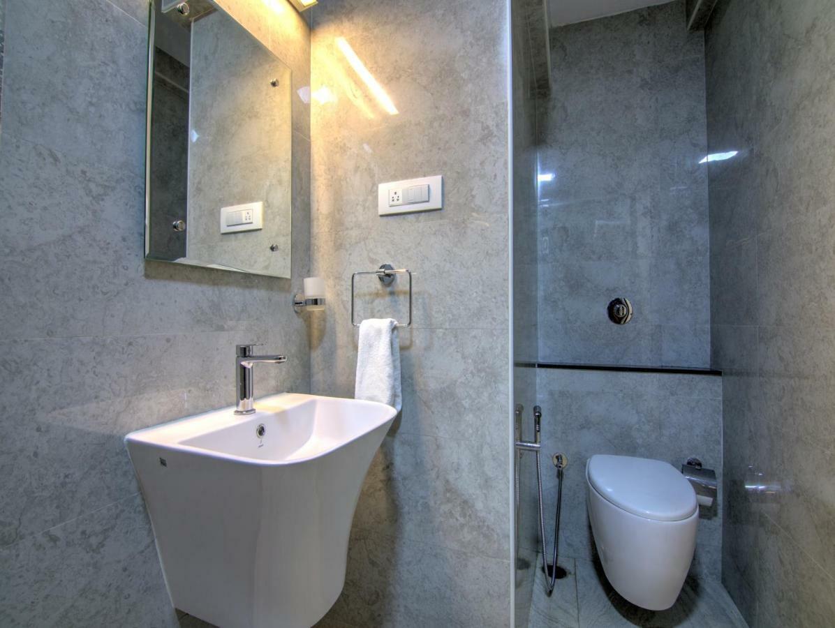 Sunshine Suites Grand Deluxe Bangalore Dış mekan fotoğraf